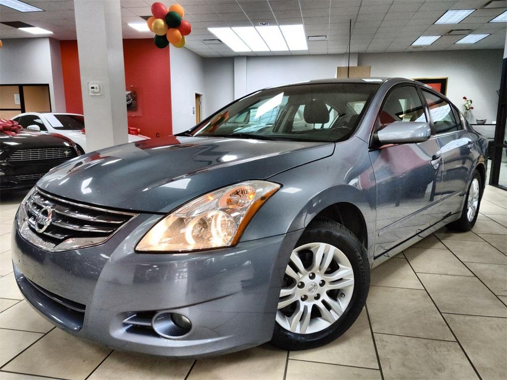 gray nissan altima 2012